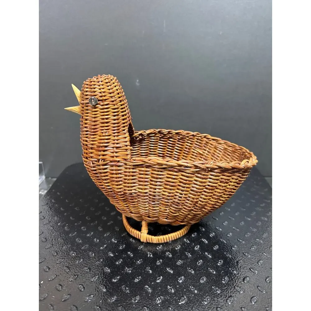 vintage Avon Wicker Menagerie Chick Basket